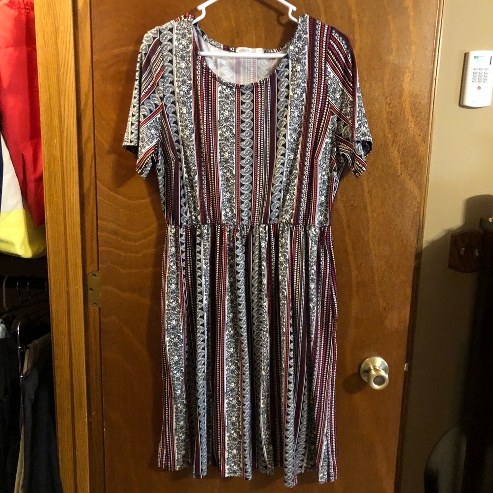 Honey & Lace (Piphany) Short-sleeved dress - XL